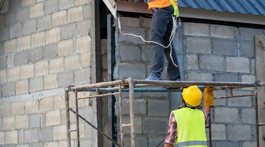 Professional gutter cleaning in Bloomfield, MT